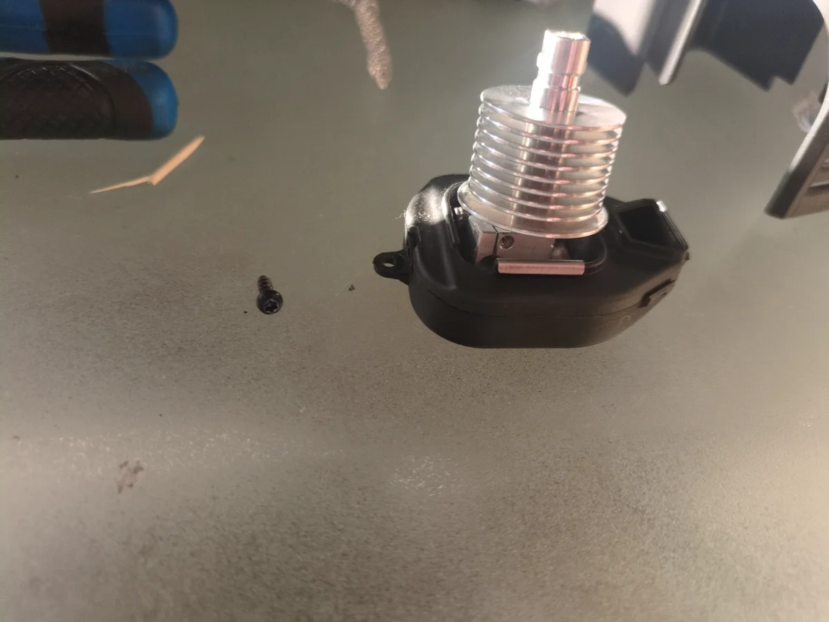 Hotend with casing ready for install
