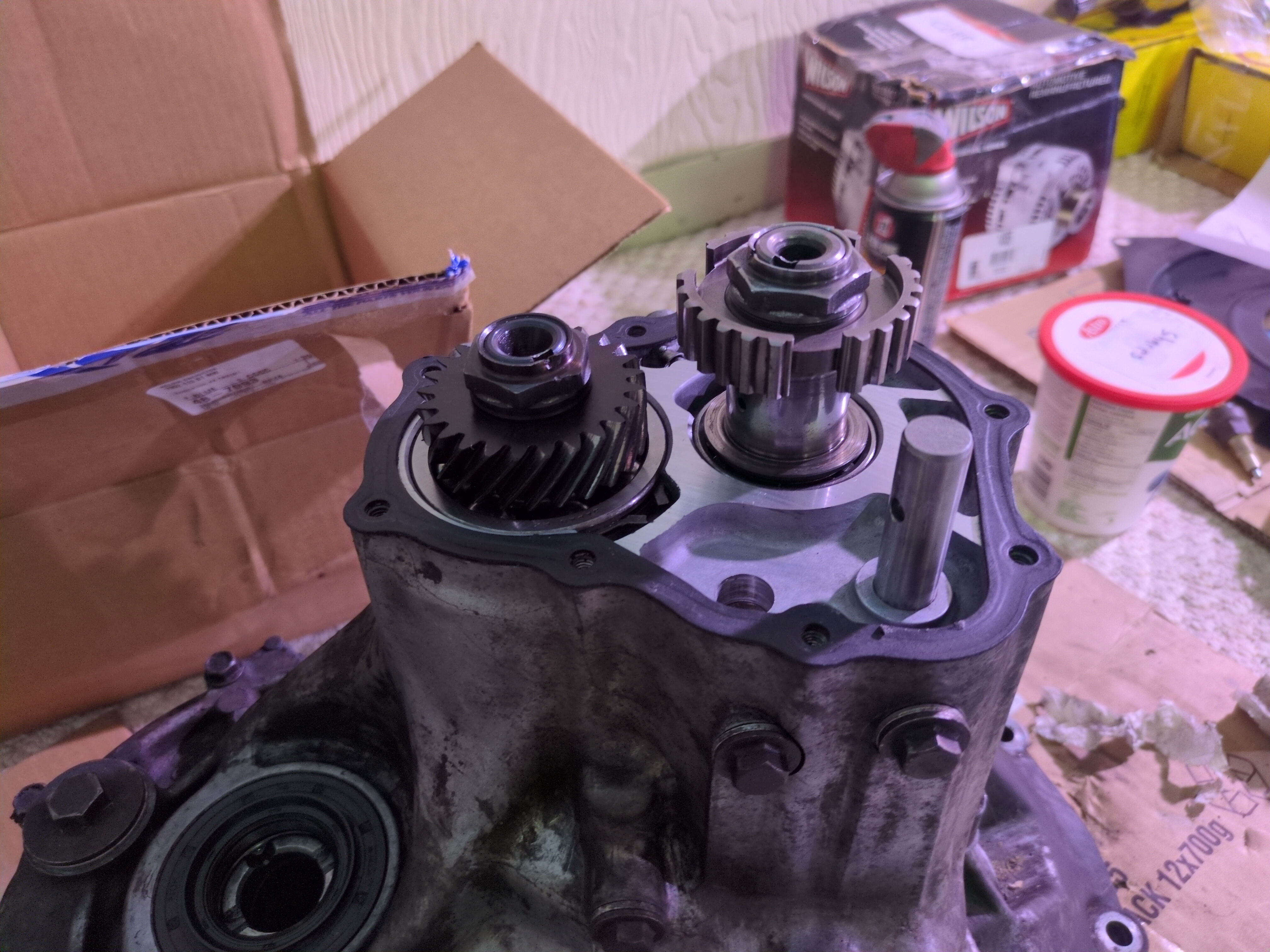 5th gear section with minimal reassembly without the broken bearing