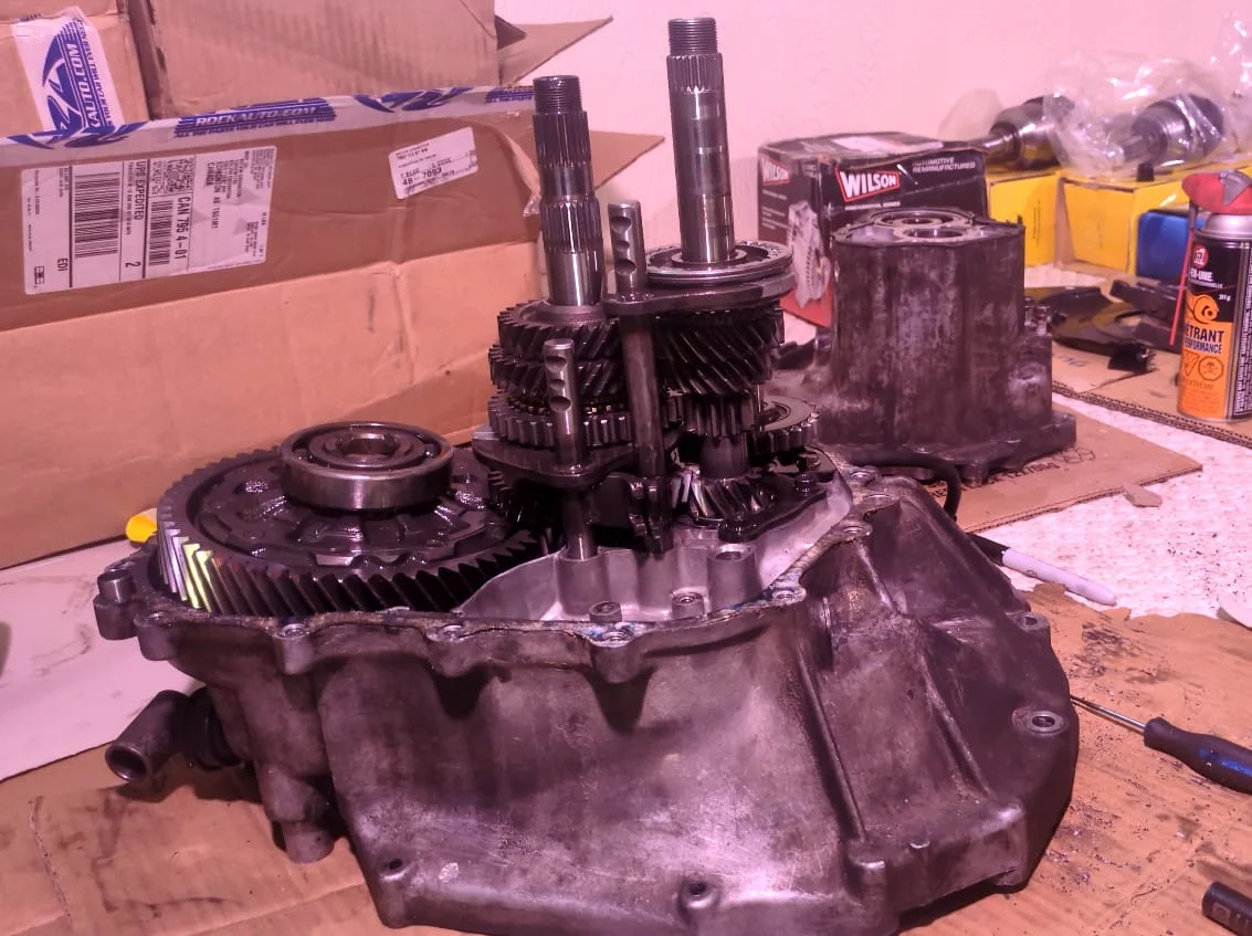Transmission gear cluster after removing shift linkages